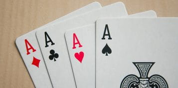 Casino Hold'em Four Aces